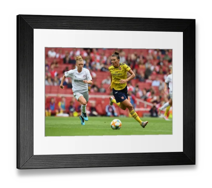 Framed Print : Arsenal Women vs. FC Bayern Munich: Emirates Cup Clash (2019-20) Framed Print : Arsenal Women vs. FC Bayern Munich: Emirates Cup Clash (2019-20)