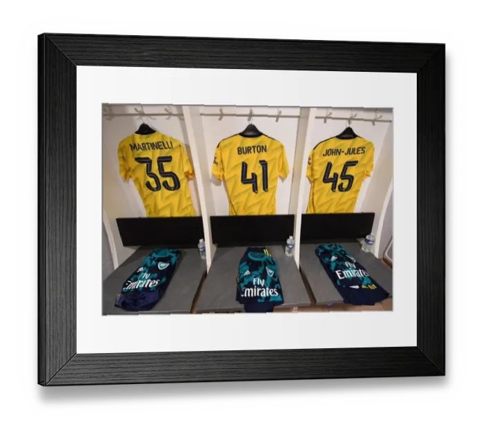 Framed Print : Arsenal Players Gear Up for Angers Friendly at Stade Raymond Kopa