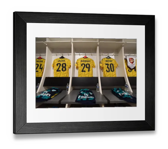 Framed Print : Arsenal Players Prepare for Angers Friendly at Stade Raymond Kopa