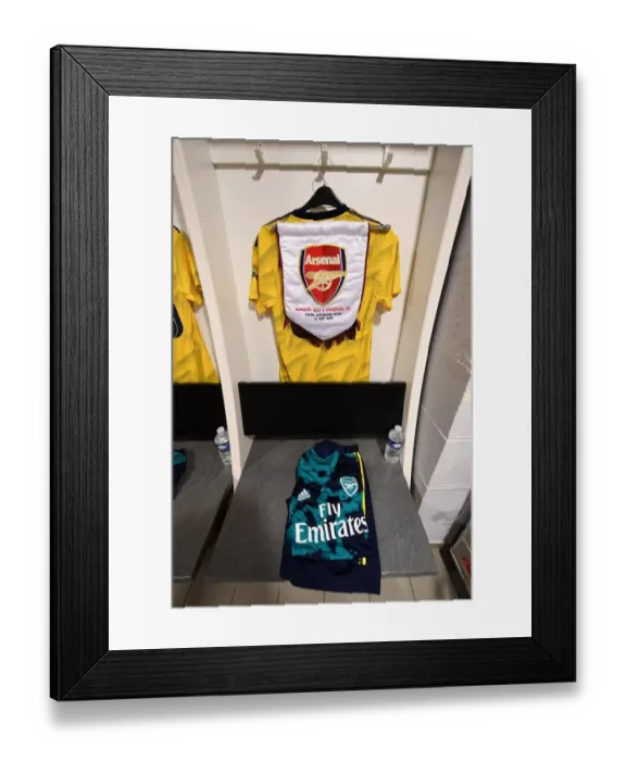 Framed Print : Arsenal in the Changing Room Before Angers Pre-Season Friendly Framed Print : Arsenal in the Changing Room Before Angers Pre-Season Friendly