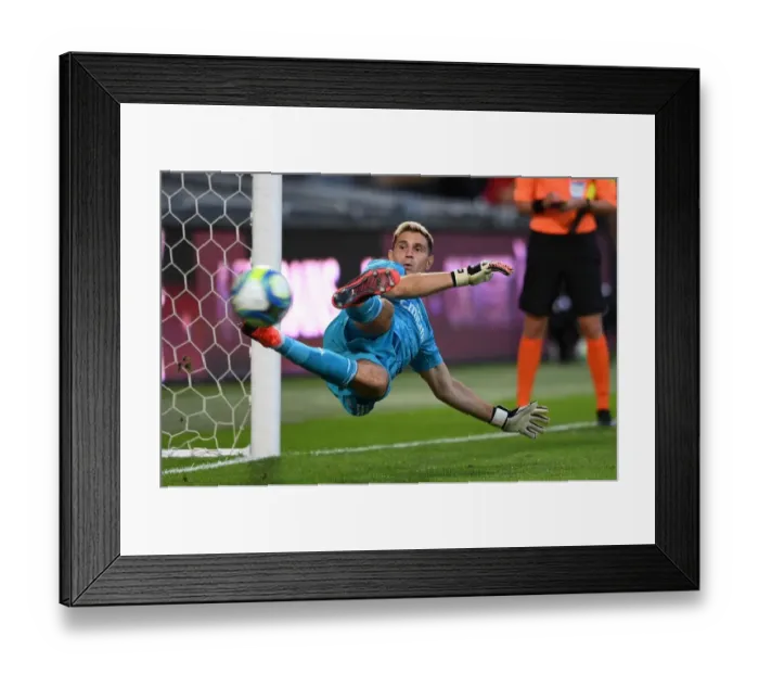 Framed Print : Arsenal's Emi Martinez in Action during Angers Pre-Season Friendly, 2019 Framed Print : Arsenal's Emi Martinez in Action during Angers Pre-Season Friendly, 2019