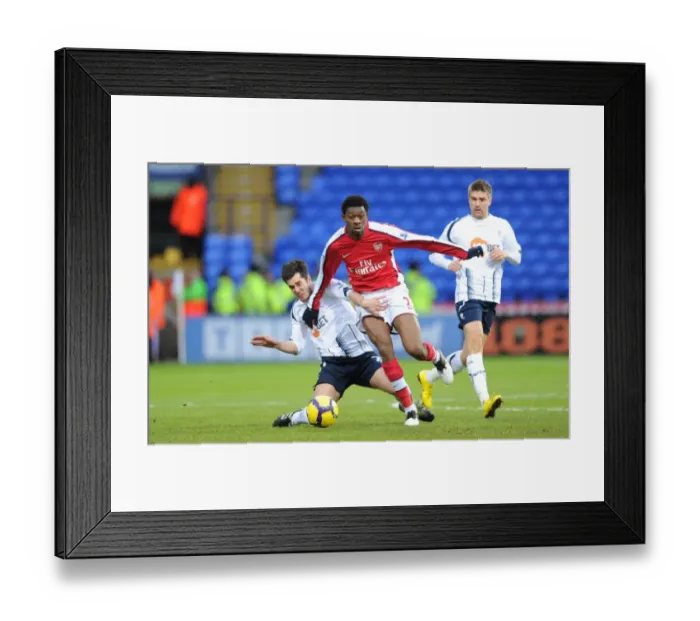 Framed Print : Abou Diaby (Arsenal) Tamir Cohen (Bolton). Bolton Wanderers 0: 2 Arsenal