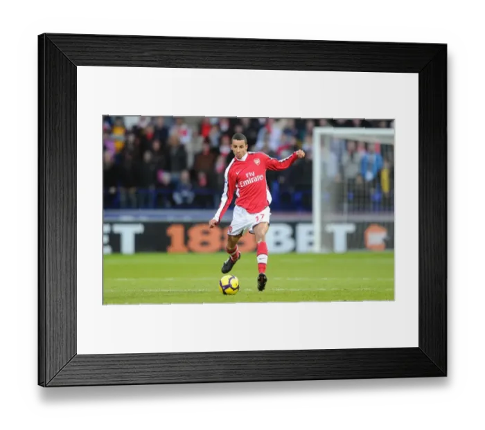 Framed Print : Craig Eastmond (Arsenal). Bolton Wanderers 0: 2 Arsenal. Barclays Premier League Framed Print : Craig Eastmond (Arsenal). Bolton Wanderers 0: 2 Arsenal. Barclays Premier League