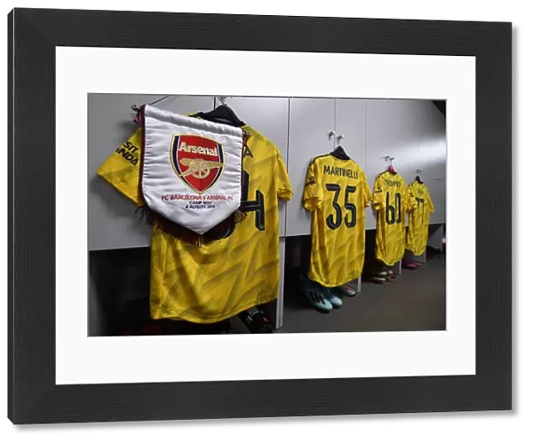 Arsenal in the Changing Room Before FC Barcelona Friendly, 2019