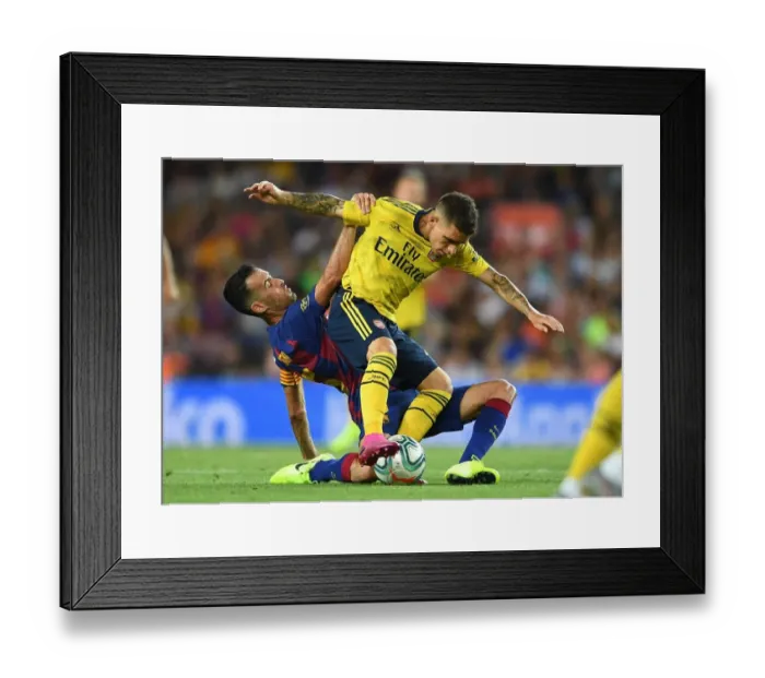 Framed Print : Torreira vs. Busquets: Battle at the Nou Camp - FC Barcelona vs. Arsenal Pre-Season Clash