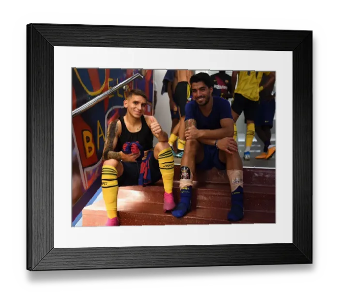 Framed Print : Torres and Suarez: A Battle of Champions - FC Barcelona vs. Arsenal (2019-20 Pre-Season Friendly) Framed Print : Torres and Suarez: A Battle of Champions - FC Barcelona vs. Arsenal (2019-20 Pre-Season Friendly)