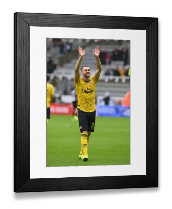 Framed Print : Arsenal's Calum Chambers Celebrates with Fans after Newcastle United Win