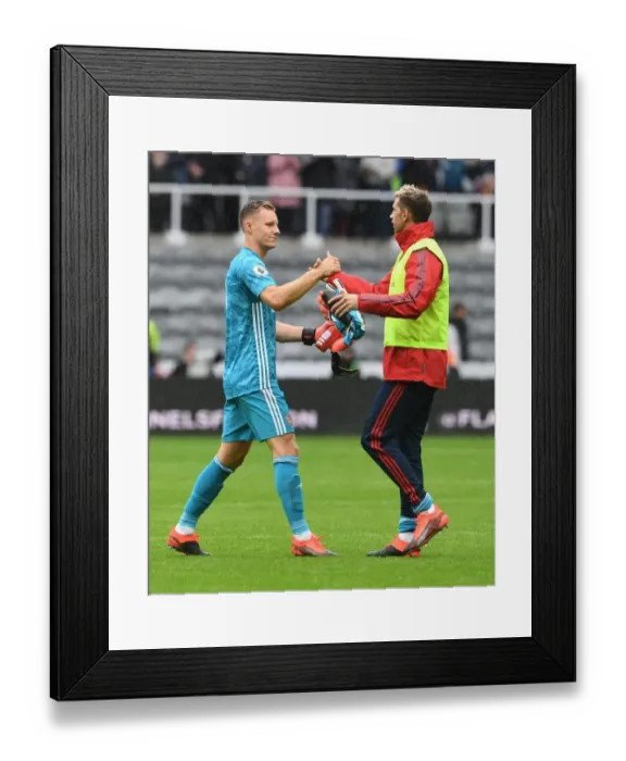 Framed Print : Arsenal Goalkeepers Bernd Leno and Emi Martinez Post-Match at Newcastle United Framed Print : Arsenal Goalkeepers Bernd Leno and Emi Martinez Post-Match at Newcastle United