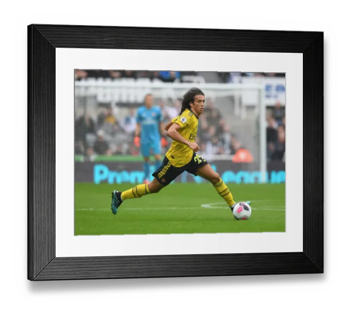 Framed Print : Guendouzi in Action: Arsenal vs. Newcastle United - Premier League 2019-20 Framed Print : Guendouzi in Action: Arsenal vs. Newcastle United - Premier League 2019-20