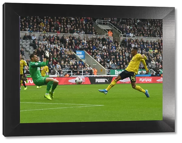Aubameyang's Stunner: Arsenal's Winning Goal vs. Newcastle United, Premier League 2019-20