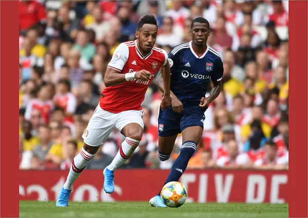 Arsenal's Aubameyang Shines: Brilliant Goals Secure Emirates Cup Victory over Olympique Lyonnais