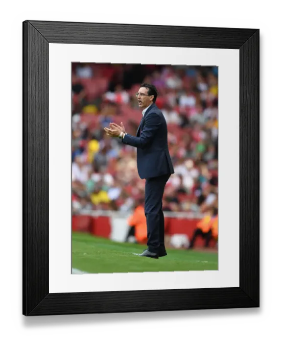 Framed Print : Unai Emery Leads Arsenal Against Olympique Lyonnais in the Emirates Cup Clash (2019-20)