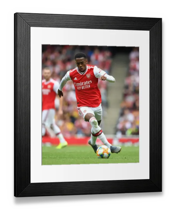 Framed Print : Joe Willock Shines: Arsenal's Dominant Display Against Olympique Lyonnais in Emirates Cup
