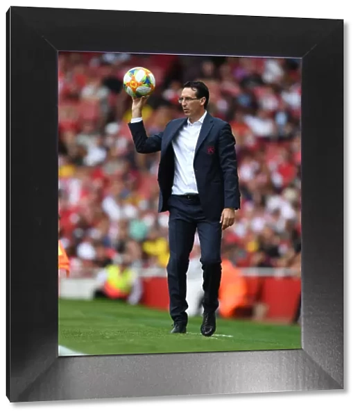 Unai Emery Guides Arsenal in Emirates Cup Battle against Olympique Lyonnais (2019-20)