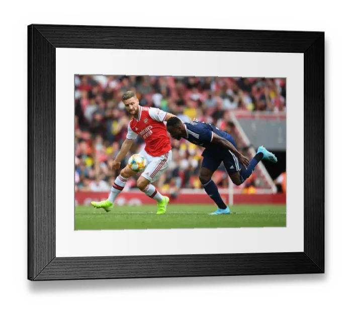 Framed Print : Arsenal vs. Lyon: Emirates Cup Showdown (2019-20)
