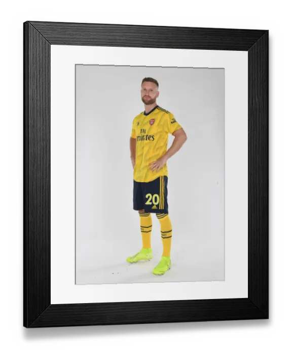 Framed Print : Arsenal Football Club: Mustafi at Pre-Season Training (2019-20) Framed Print : Arsenal Football Club: Mustafi at Pre-Season Training (2019-20)