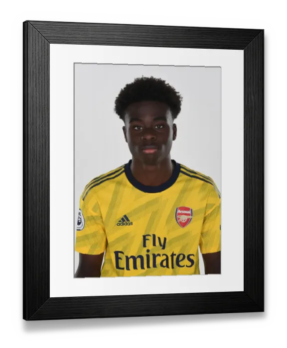 Framed Print : Arsenal FC: 2019-2020 Team Photocall with Bukayo Saka