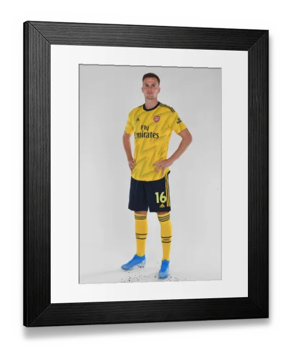 Framed Print : Arsenal's Rob Holding at 2019-20 Pre-Season Training Framed Print : Arsenal's Rob Holding at 2019-20 Pre-Season Training