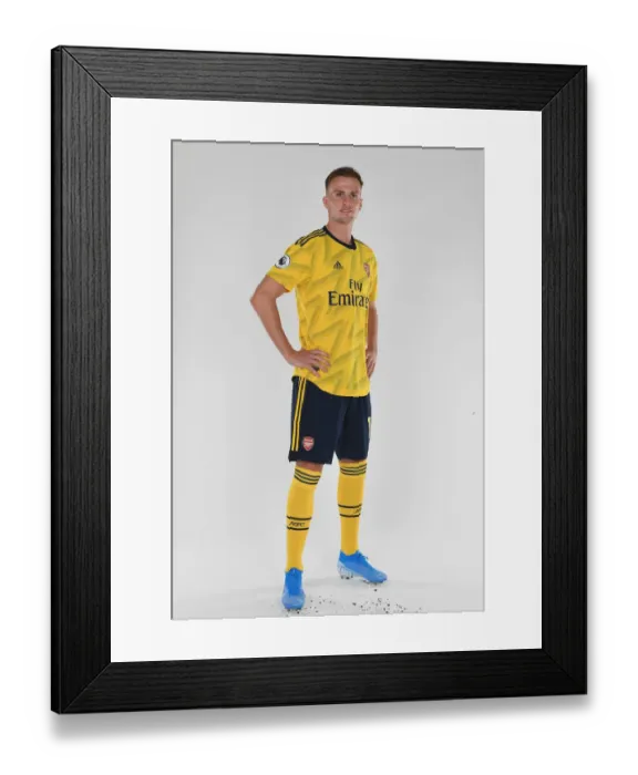 Framed Print : Rob Holding: Gearing Up for Arsenal's 2019-20 Season at Training