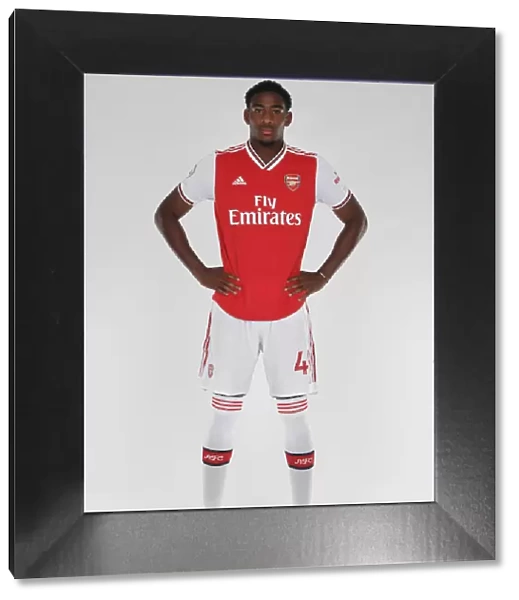Arsenal FC: Behind the Scenes of 2019-2020 Season Training with Zech Medley