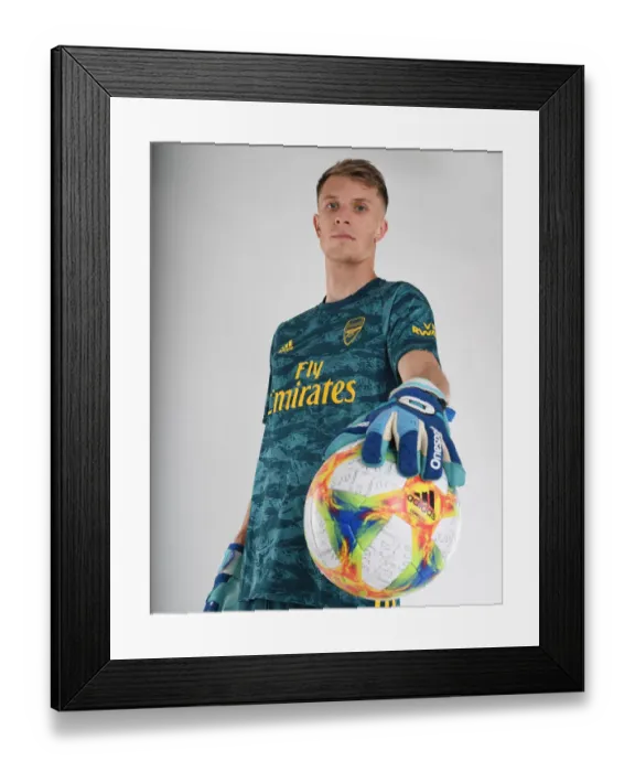 Framed Print : Arsenal FC: Matt Macy Training at London Colney (2019-20) Framed Print : Arsenal FC: Matt Macy Training at London Colney (2019-20)