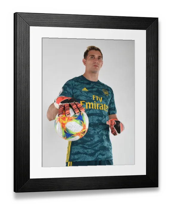 Framed Print : Arsenal's Emiliano Martinez Prepares for 2019-20 Season at Training