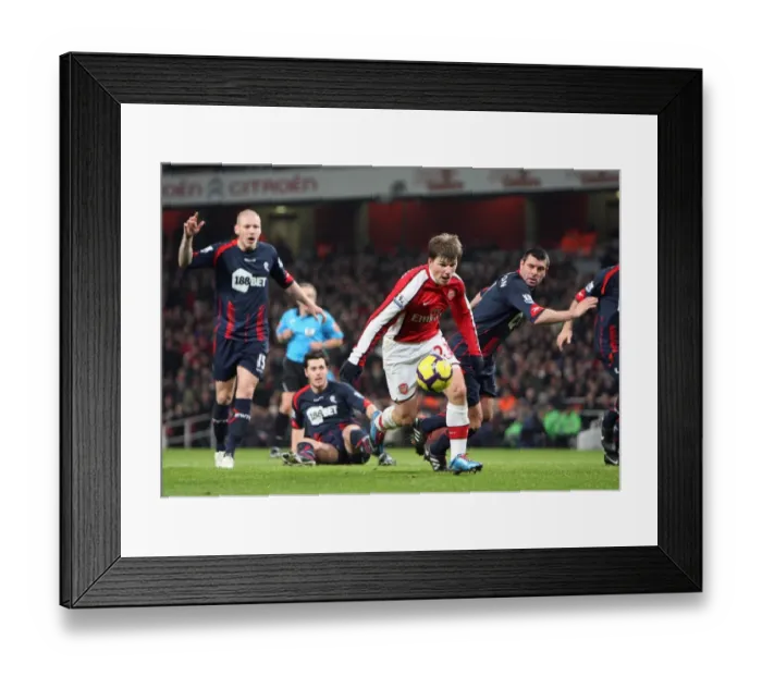Framed Print : Arsenal 4-2 Bolton Wanderers: Barclays Premier League Victory at Emirates Stadium, January 2010 Framed Print : Arsenal 4-2 Bolton Wanderers: Barclays Premier League Victory at Emirates Stadium, January 2010