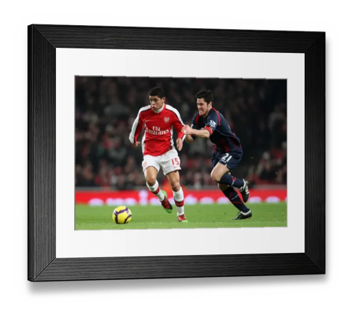 Framed Print : Arsenal's Triumph: 4-2 Victory Over Bolton Wanderers (2010)