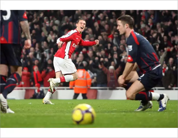 Thomas Vermaelen celebrates scoring Arsenals 3rd goal. Arsenal 4: 2 Bolton Wanderers