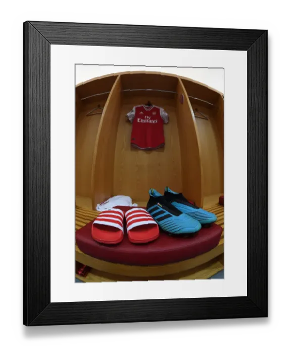 Framed Print : David Luiz Prepares for Arsenal vs. Burnley Showdown at Emirates Stadium Framed Print : David Luiz Prepares for Arsenal vs. Burnley Showdown at Emirates Stadium