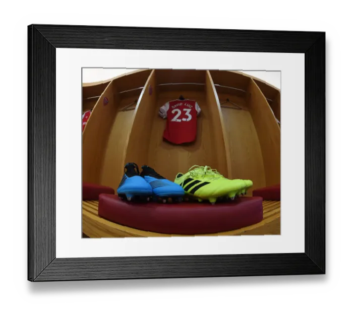 Framed Print : David Luiz Gears Up: Arsenal vs. Burnley at Emirates Stadium Framed Print : David Luiz Gears Up: Arsenal vs. Burnley at Emirates Stadium
