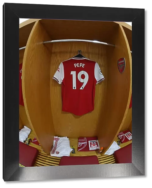 Arsenal: Pre-Match Room - Arsenal FC vs Burnley FC, Premier League (Nicolas Pepe's Jersey on Display)