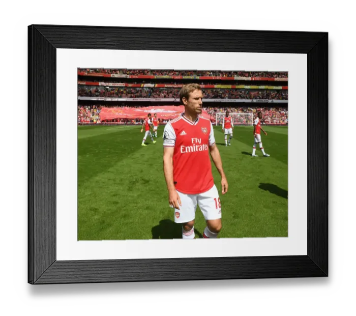 Framed Print : Arsenal's Nacho Monreal Prepares for Burnley Clash in Premier League Framed Print : Arsenal's Nacho Monreal Prepares for Burnley Clash in Premier League