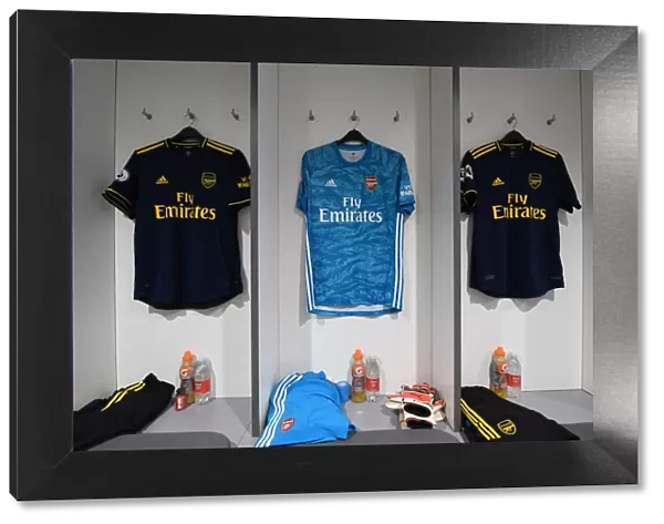 Arsenal's Anfield Showdown: Behind the Scenes in the Changing Room (Liverpool vs Arsenal, Premier League 2019-20)