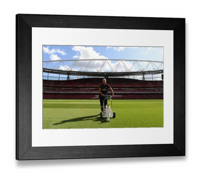 Framed Print : Preparing for the Big Battle: Arsenal vs. Tottenham at Emirates Stadium - Premier League 2019-20 Framed Print : Preparing for the Big Battle: Arsenal vs. Tottenham at Emirates Stadium - Premier League 2019-20