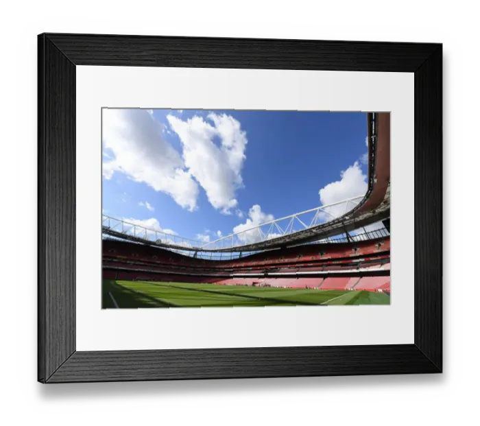 Framed Print : Arsenal vs. Tottenham: Premier League Rivalry at Emirates Stadium (2019-20) Framed Print : Arsenal vs. Tottenham: Premier League Rivalry at Emirates Stadium (2019-20)