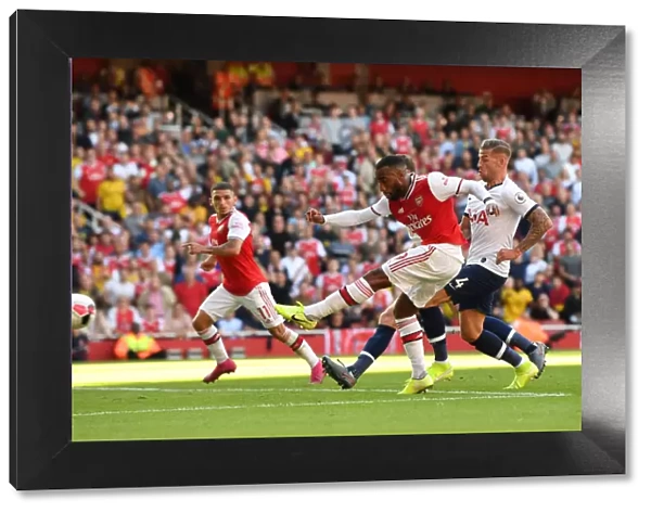 Alexandre Lacazette Scores the Winner: Arsenal vs. Tottenham, Premier League 2019-20