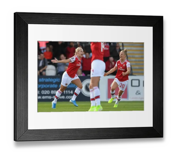 Framed Print : Beth Mead Scores First Goal for Arsenal Women: Celebrating the Moment at Meadow Park