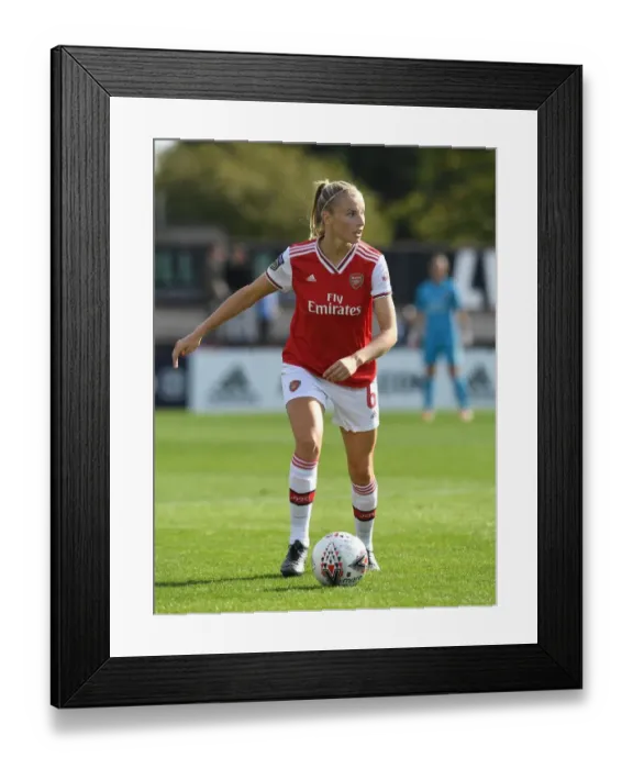 Framed Print : Arsenal's Leah Williamson in Action: Arsenal Women vs West Ham United (WSL 2019-20) Framed Print : Arsenal's Leah Williamson in Action: Arsenal Women vs West Ham United (WSL 2019-20)