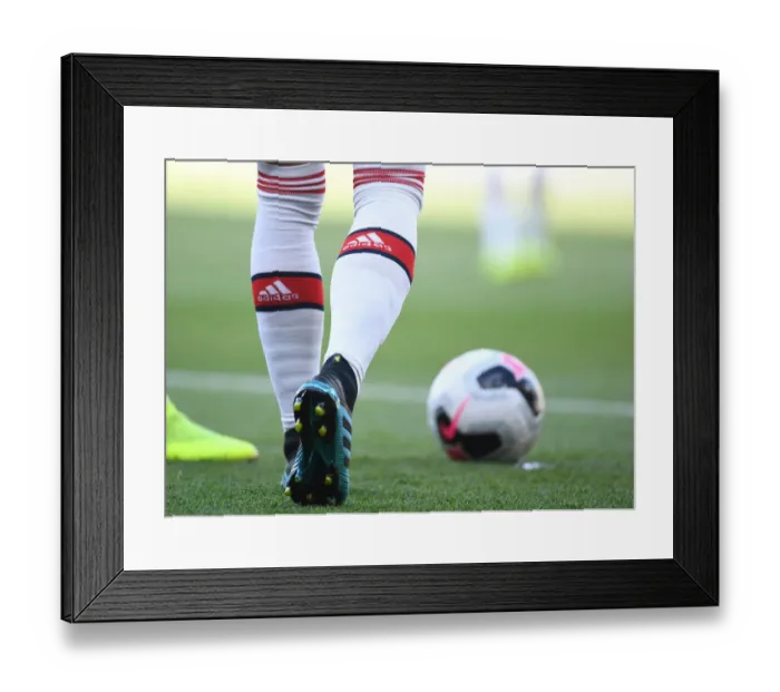 Framed Print : Mesut Ozil in Action: Arsenal vs. Watford, Premier League 2019-20 Framed Print : Mesut Ozil in Action: Arsenal vs. Watford, Premier League 2019-20