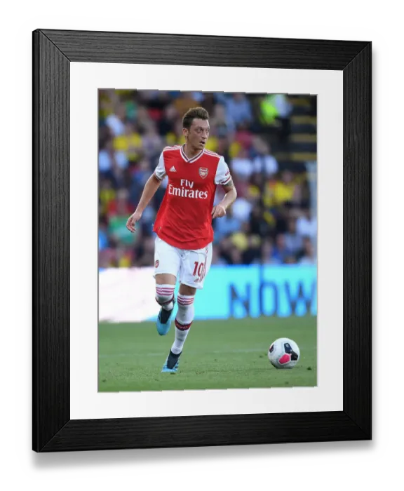 Framed Print : Mesut Ozil in Action: Arsenal vs. Watford, Premier League 2019-20 Framed Print : Mesut Ozil in Action: Arsenal vs. Watford, Premier League 2019-20
