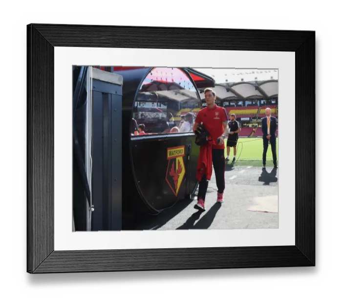 Framed Print : Mesut Ozil: Arsenal Star Before Watford Clash, Premier League 2019-20 Framed Print : Mesut Ozil: Arsenal Star Before Watford Clash, Premier League 2019-20