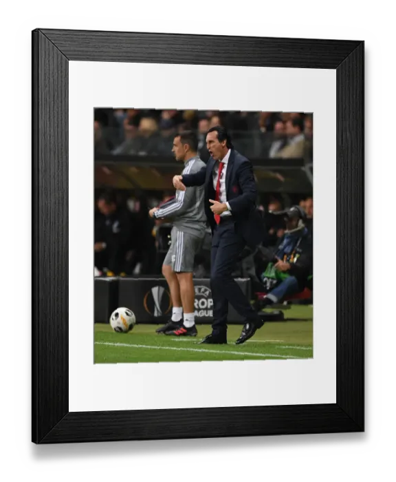 Framed Print : Arsenal vs. Eintracht Frankfurt: UEFA Europa League Battle in Frankfurt