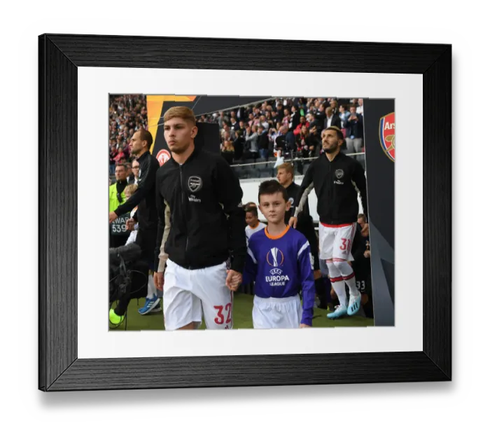 Framed Print : Arsenal vs. Eintracht Frankfurt: UEFA Europa League Showdown in Frankfurt