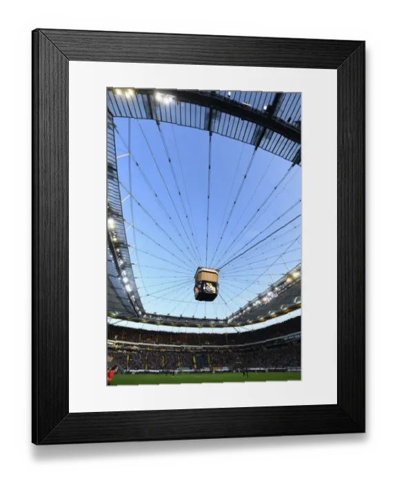 Framed Print : Arsenal vs. Eintracht Frankfurt: UEFA Europa League Showdown in Frankfurt