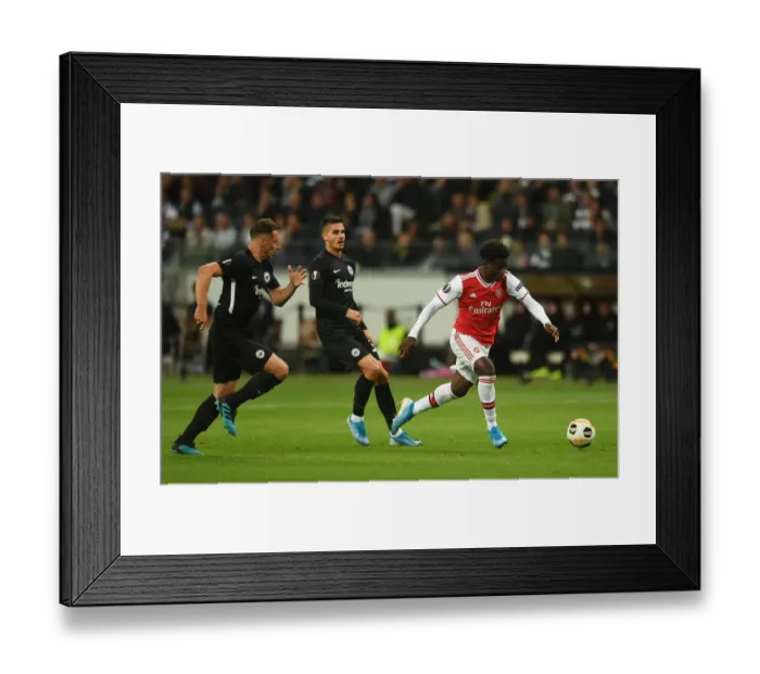 Framed Print : Bukayo Saka in Action: Arsenal vs. Eintracht Frankfurt, UEFA Europa League 2019-20