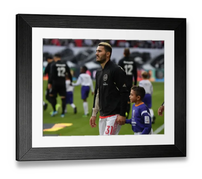Framed Print : Arsenal's Sead Kolasinac Prepares for Eintracht Frankfurt Clash in Europa League Group F