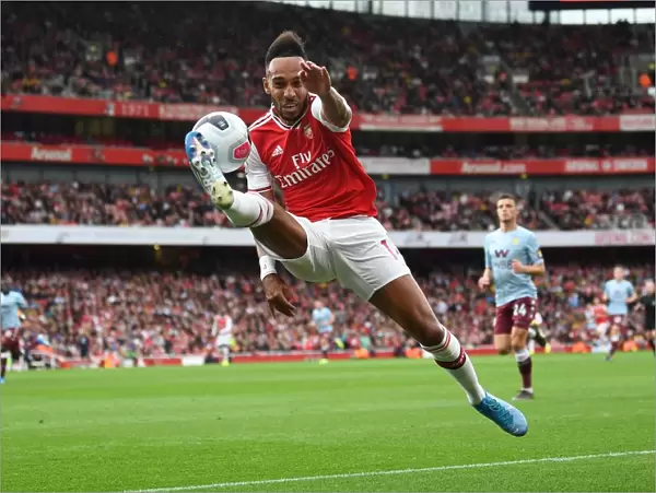 Arsenal's Aubameyang Shines in Arsenal v Aston Villa Premier League Clash (2019-20)