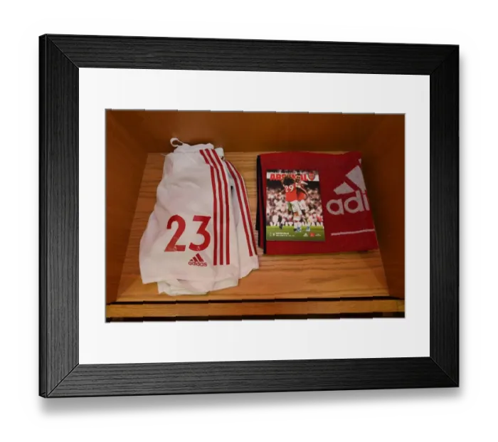 Framed Print : Arsenal FC: Pre-Match Preparation vs. Aston Villa, Emirates Stadium (2019-20) Framed Print : Arsenal FC: Pre-Match Preparation vs. Aston Villa, Emirates Stadium (2019-20)