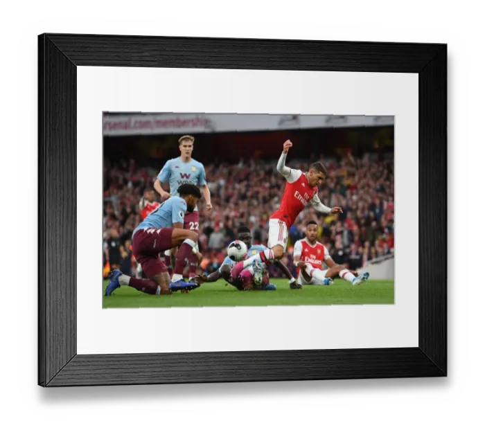 Framed Print : Arsenal vs Aston Villa: Torreira vs Nakamba Battle in the Premier League